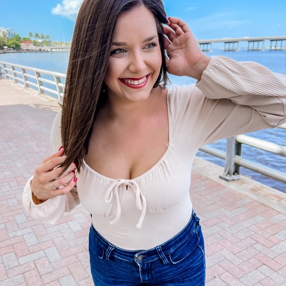 Cream Ribbed Bodysuit - Picture 1 of 3